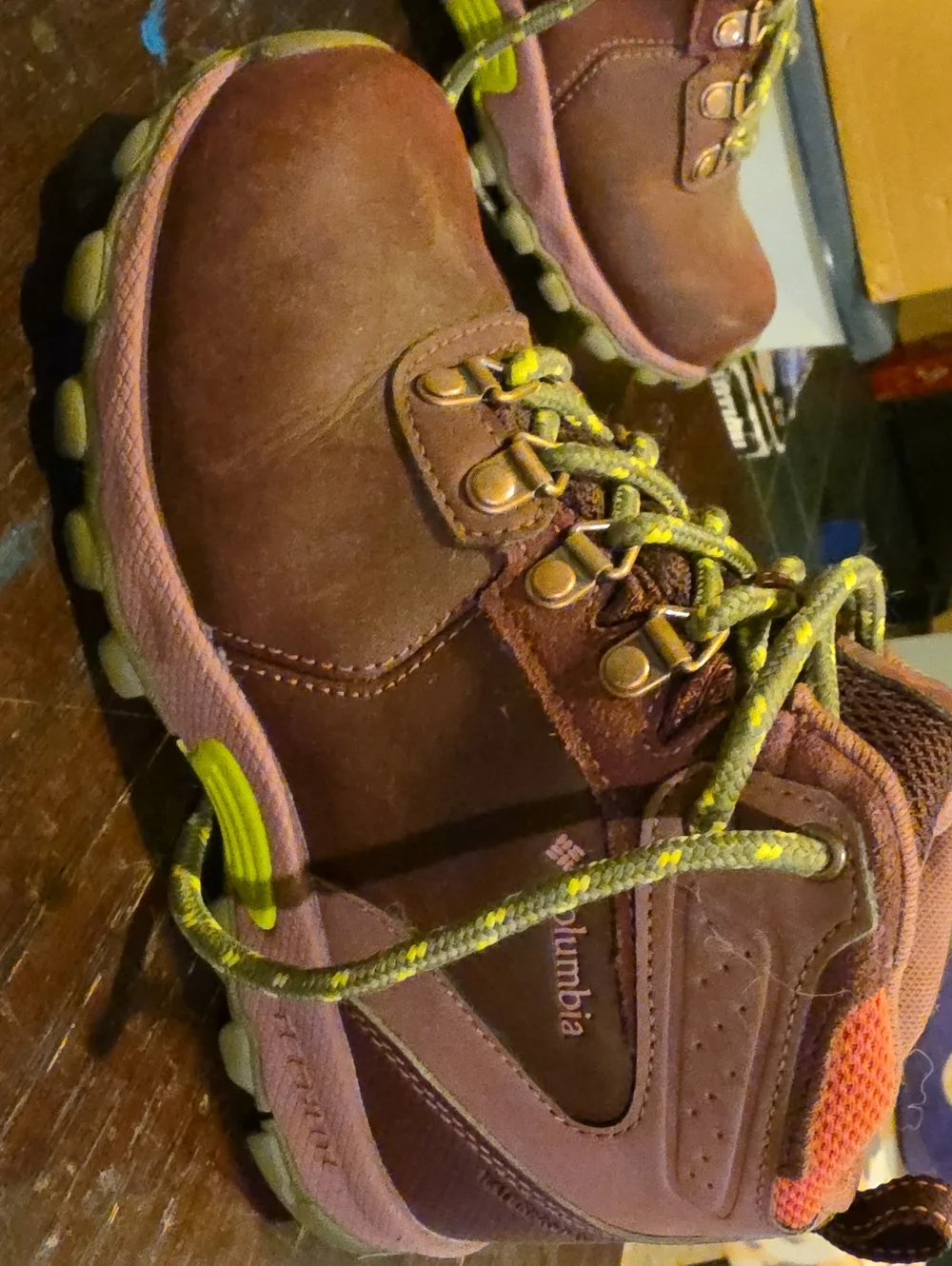Kids Size 2 Columbia Pink/purple Hiking Boots with Green Accents